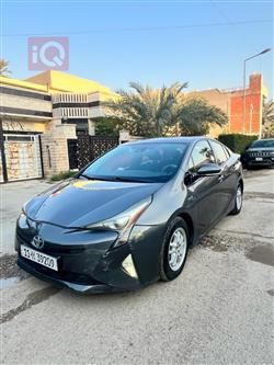 تويوتا بريوس